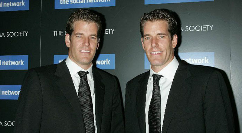 Một đêm lãi 300%: Chơi ảo, giàu hơn buôn vàng thật