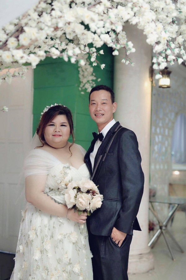 Chuyện tình gây chú ý của cặp đôi Bình Dương vợ 120kg, chồng nặng 60 kí Chuyện tình gây chú ý của cặp đôi Bình Dương vợ 120kg, chồng nặng 60 kí