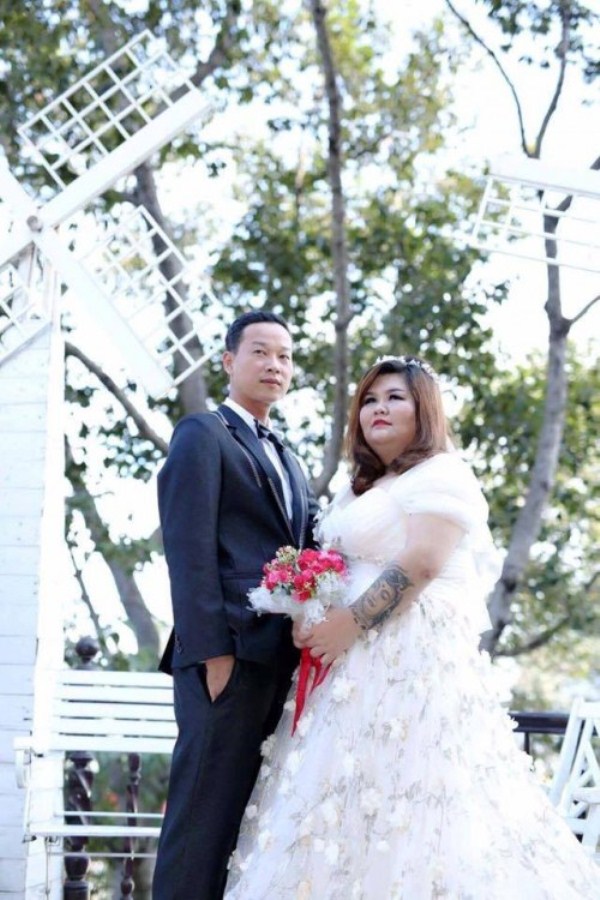 Chuyện tình gây chú ý của cặp đôi Bình Dương vợ 120kg, chồng nặng 60 kí Chuyện tình gây chú ý của cặp đôi Bình Dương vợ 120kg, chồng nặng 60 kí