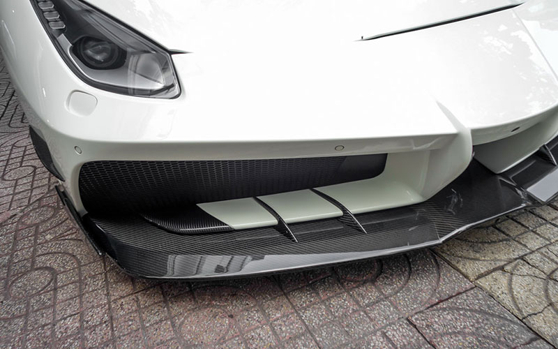 Ferrari 488 GTB Misha Deisgn đầu tiên tại Việt Nam