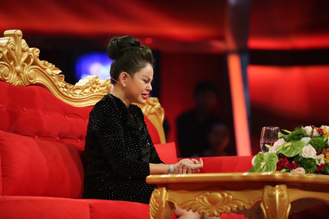 Giá mà Sau ánh hào quang chậm 1 nhịp, thì hình ảnh đẹp đẽ của gia đình Lê Giang đã giữ mãi thế này