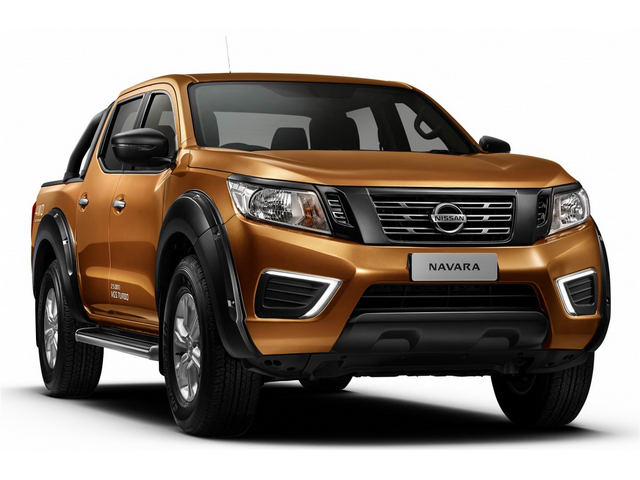 Nissan Navara Black Series đặc biệt giá 594 triệu đồng