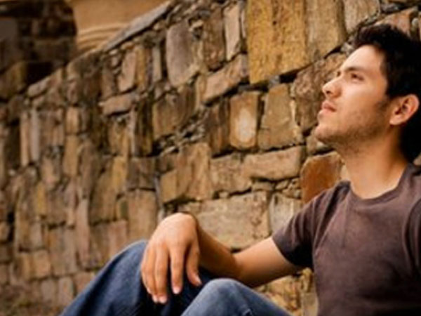 Sau lần đi quá giới hạn với người khác, vợ không muốn gần tôi nữa