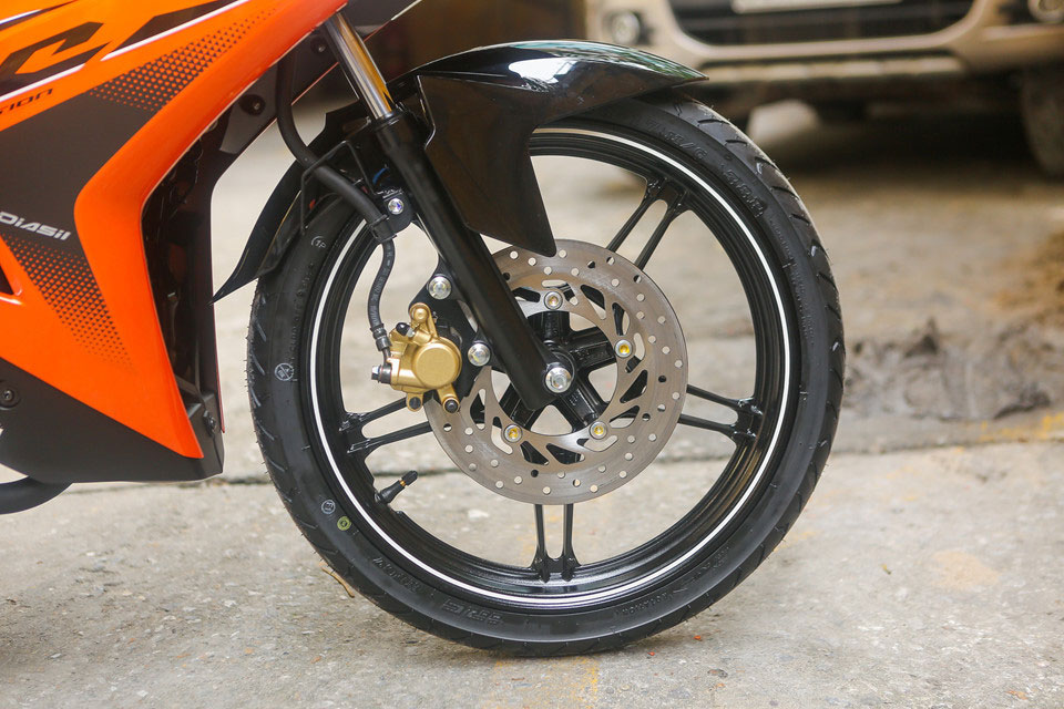 Chi tiết Yamaha Exciter màu cam mới bán tại Việt Nam