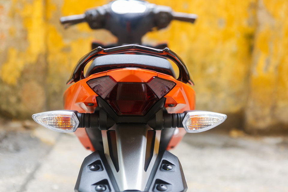 Chi tiết Yamaha Exciter màu cam mới bán tại Việt Nam