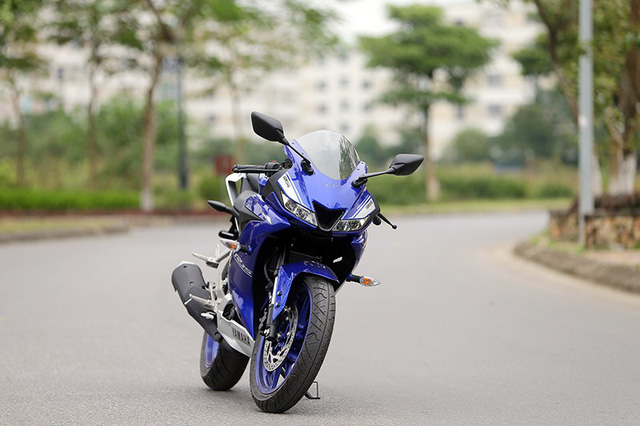 Yamaha R-15 chính thức về Việt Nam, khởi điểm từ 92 triệu đồng
