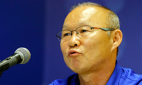 HLV Park Hang-seo áp dụng sơ đồ mới lạ cho U23 Việt Nam