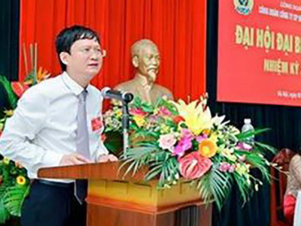 Em trai ông Đinh La Thăng bị bắt để điều tra tội tham ô tài sản