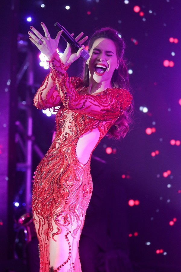 Hồ Ngọc Hà: Kim Lý từng từ chối tôi vì... Trương Ngọc Ánh