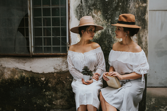 Thúy Hằng, Thúy Hạnh hóa quý cô thập niên xưa Thúy Hằng, Thúy Hạnh hóa quý cô thập niên xưa