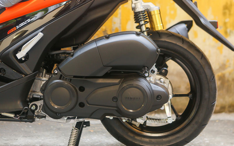 Yamaha NVX 2018 màu cam mờ, giá 52,7 triệu đồng