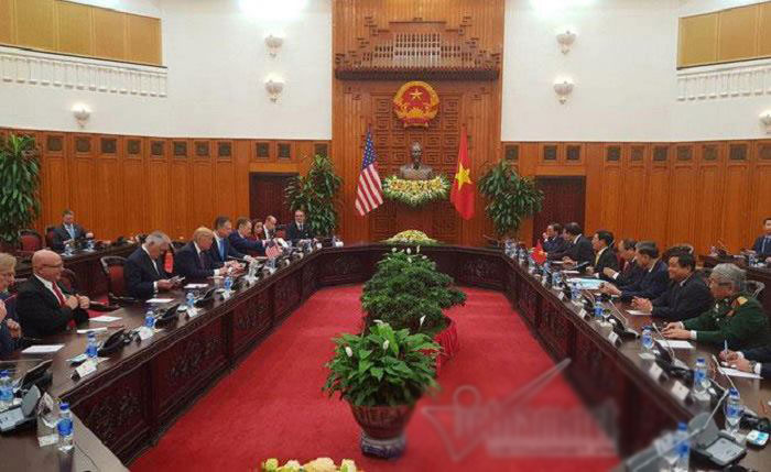 Tổng thống Trump: Chúng ta gắn kết với nhau vì mục tiêu, lợi ích chung Tổng thống Trump: Chúng ta gắn kết với nhau vì mục tiêu, lợi ích chung
