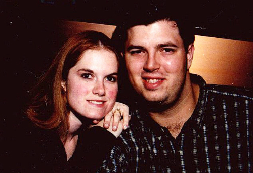 Chồng phát hiện vợ ngoại tình nhờ máy bay không người lái