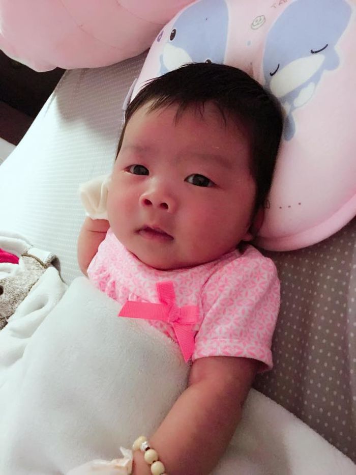 Diễn viên Hoàng Anh cùng vợ Việt kiều tổ chức tiệc đầy tháng cho con gái ở Mỹ Diễn viên Hoàng Anh cùng vợ Việt kiều tổ chức tiệc đầy tháng cho con gái ở Mỹ