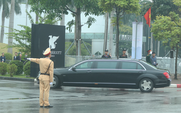 Chủ tịch Trung Quốc đến Hà Nội