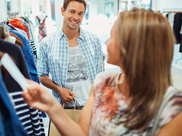 Bạn trai tôi là người sòng phẳng hay bần tiện?