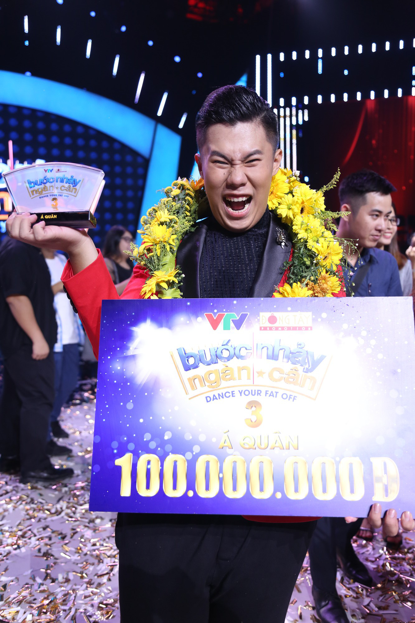 Giảm gần 30kg, bà mẹ một con Thanh Huyền lên ngôi Quán quân Bước nhảy ngàn cân 2017