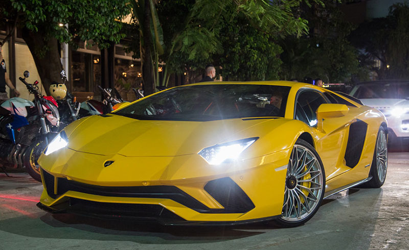 Dàn siêu xe, môtô tiền tỷ xuất hiện tại Sài Gòn