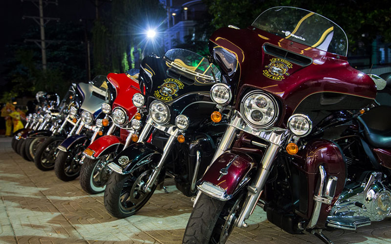 Dàn siêu xe, môtô tiền tỷ xuất hiện tại Sài Gòn