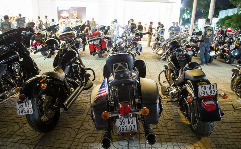 Dàn siêu xe, môtô tiền tỷ xuất hiện tại Sài Gòn