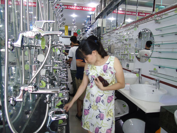 Mua 1 bán 3, quy tắc ngầm khi nhập hàng Trung Quốc về thay mác