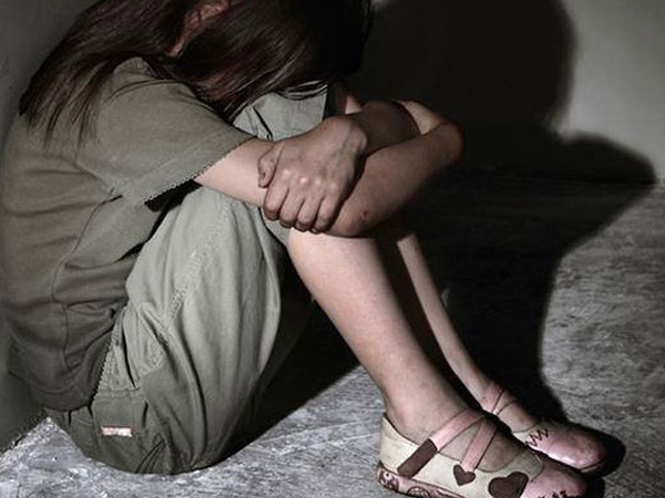 U60 bị bắt vì nhiều lần hiếp dâm con gái riêng 14 tuổi của vợ