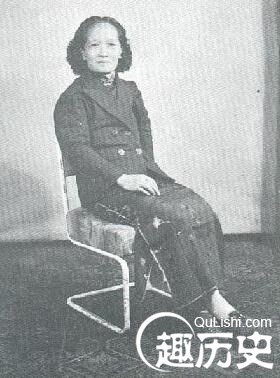 Hé lộ gây sốc về nhan sắc thực của vợ yêu Hoàng Phi Hồng