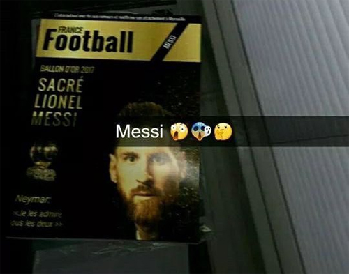 Ảnh lạ gây tranh cãi về khả năng Messi giành Quả Bóng Vàng