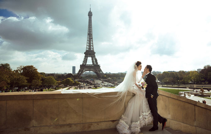 Ngọc Duyên sang Pháp chụp ảnh cưới với bạn trai hơn 18 tuổi