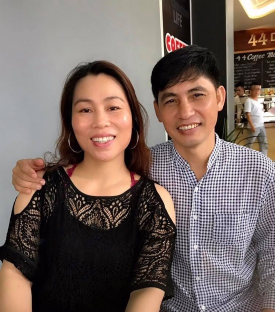 Chân dung mẹ trẻ đẹp, sành điệu của Sơn Tùng M-TP Chân dung mẹ trẻ đẹp, sành điệu của Sơn Tùng M-TP