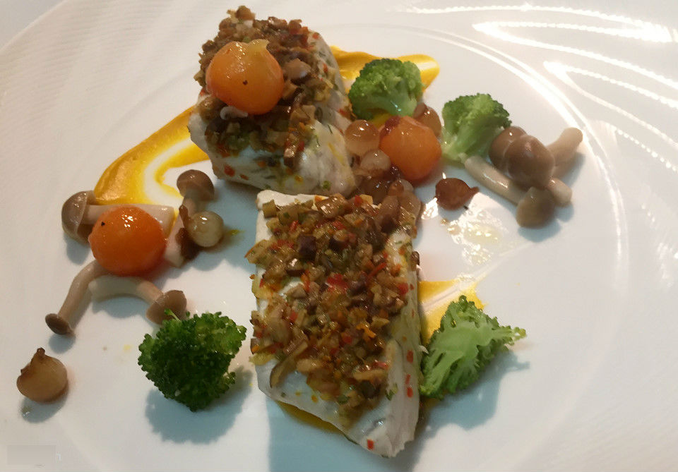 Ba mẹ con cùng nấu tiệc trưa cho các nhà lãnh đạo APEC