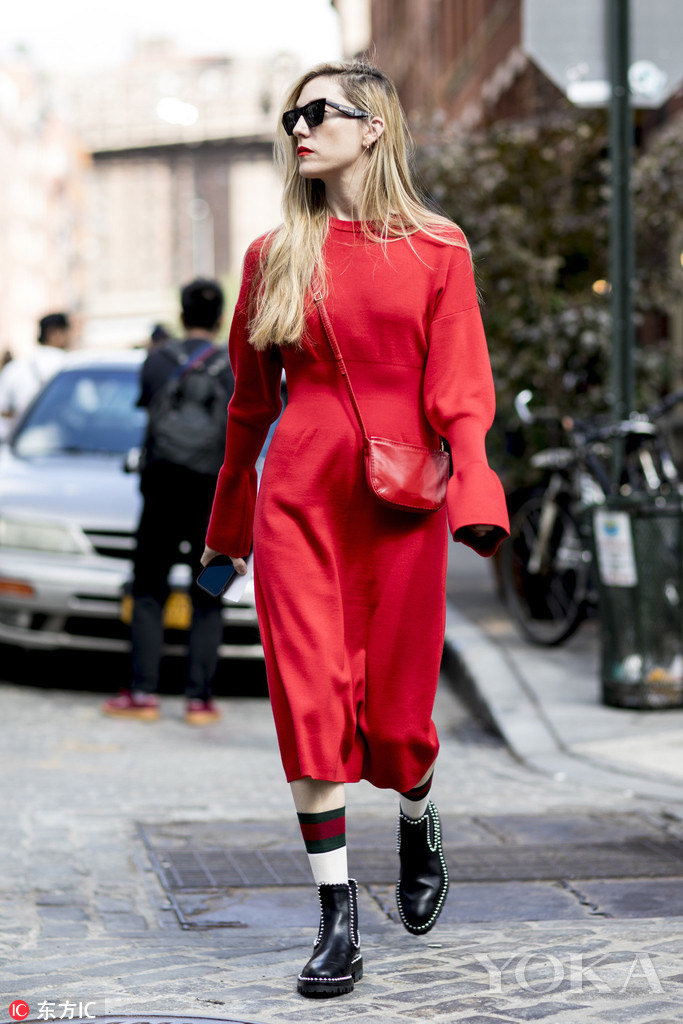 Chẳng cần cầu kỳ, se lạnh nàng cứ diện tông màu này, đảm bảo nổi!