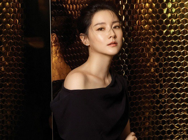 Tôi đang mắc phải một tình huống vô cùng oái oăm với chính bạn thân của chồng