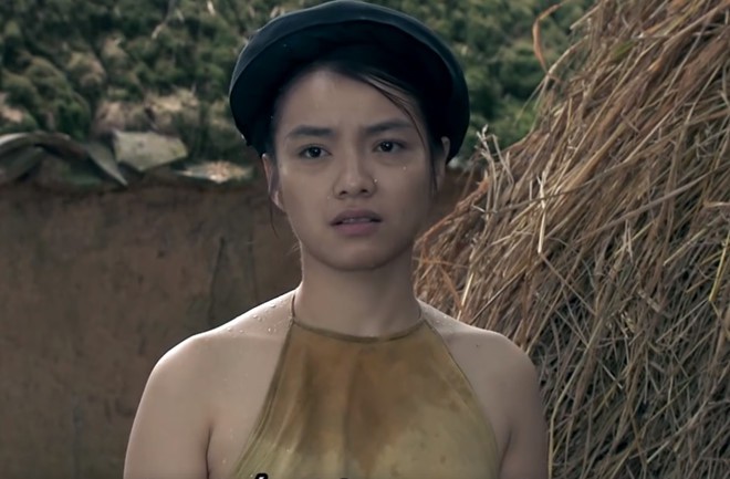 Diễn viên nữ Thương nhớ ở ai mặc áo yếm không nội y: Khi siêu thính được thả!