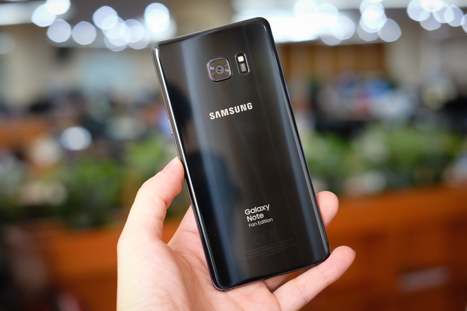 Galaxy Note FE được bán ở Việt Nam từ ngày 25/11