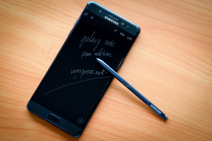 Galaxy Note FE được bán ở Việt Nam từ ngày 25/11