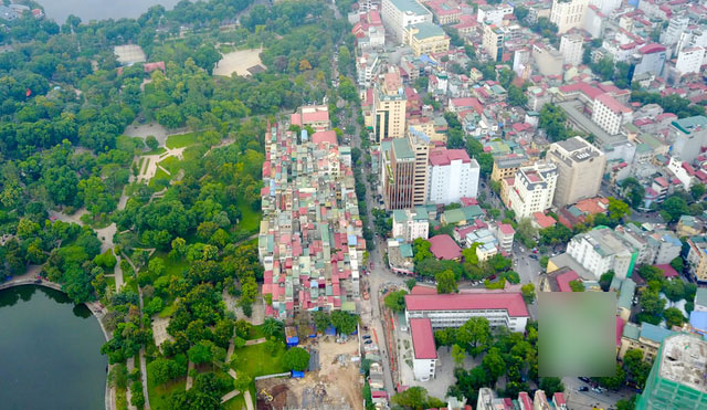 Hà Nội: Đường uốn lượn bên hồ Bảy Mẫu sắp hoàn thành