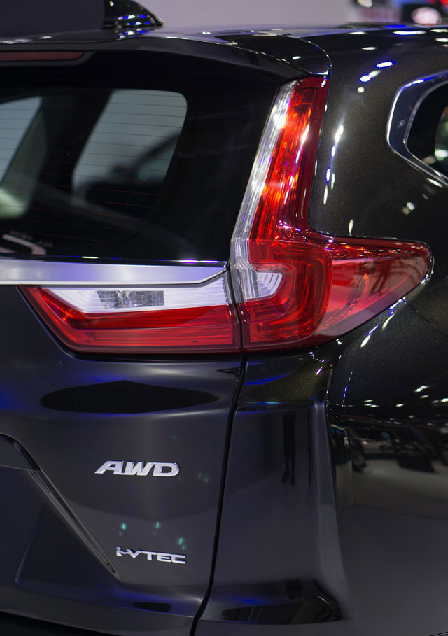 Nhập nguyên chiếc nhưng Honda CR-V 2018 thiếu hàng loạt trang bị