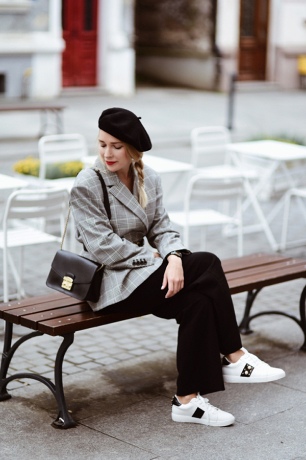 Cách phối trang phục đẹp với cơn sốt mũ nồi