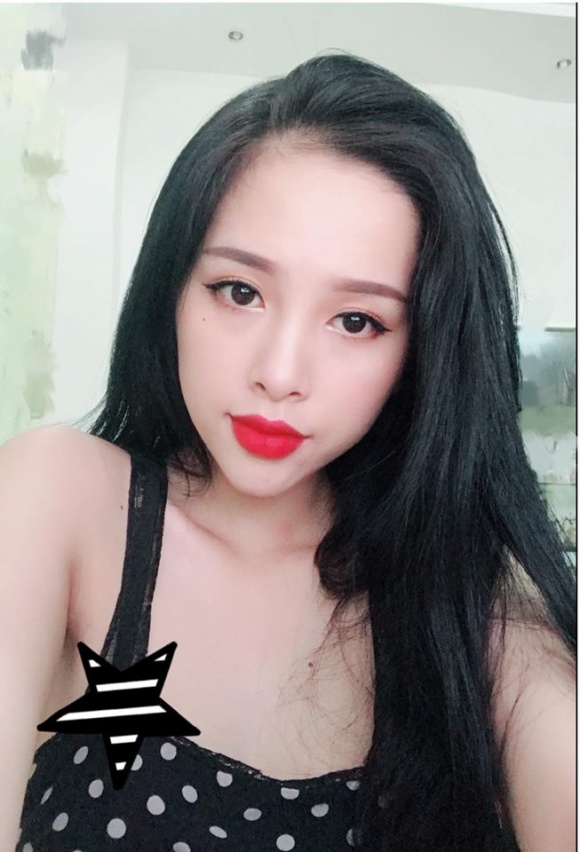 Bảo Thy hạnh phúc khoe chị dâu xinh đẹp đang mang bầu