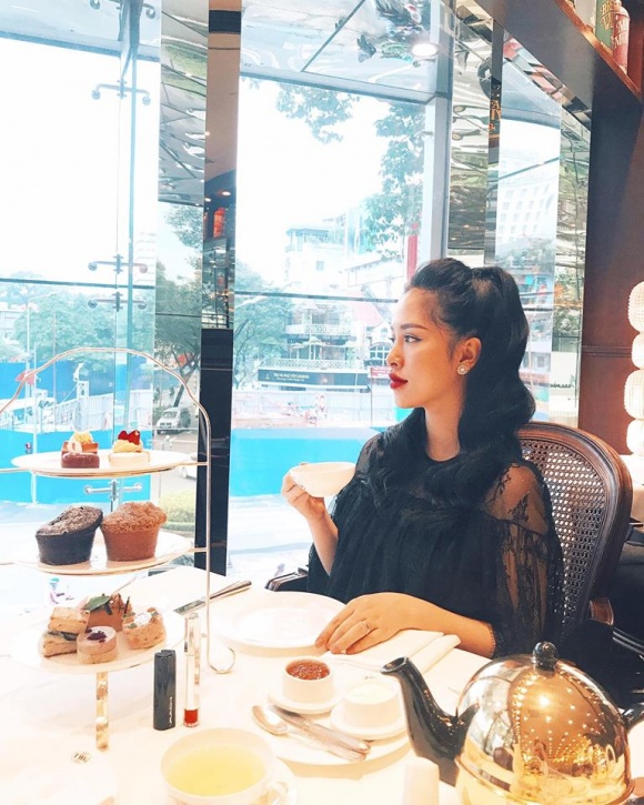 Bảo Thy hạnh phúc khoe chị dâu xinh đẹp đang mang bầu Bảo Thy hạnh phúc khoe chị dâu xinh đẹp đang mang bầu