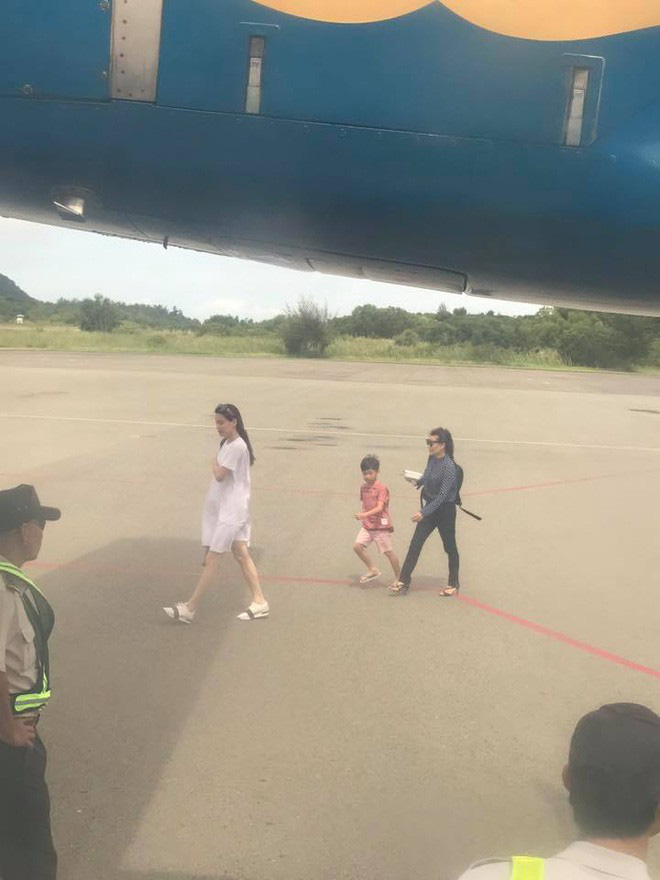 Chuyện tình Hà Hồ - Kim Lý: Hành trình 4 tháng liên tục úp mở cho đến ngày chính thức bước ra thế giới