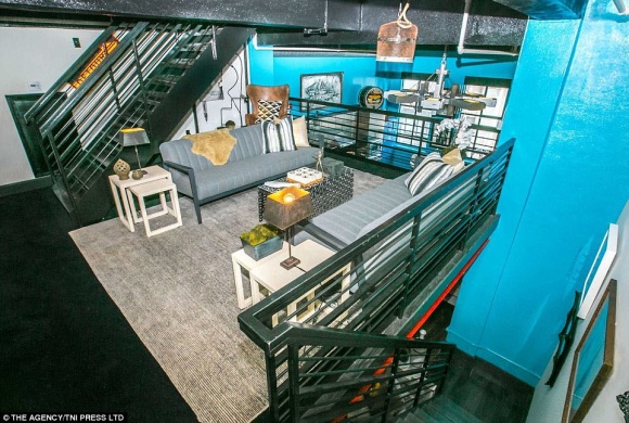 Cướp biển Johnny Depp bán hết 5 căn penthouse thu về hơn 247 tỷ đồng