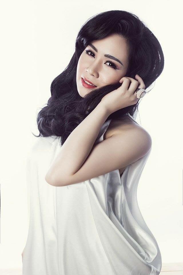 Mặc áo yếm không nội y trong phim Thương nhớ ở ai là tôn trọng lịch sử