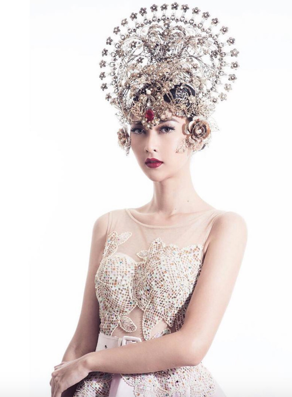 Vẻ đẹp Á Đông của tân Hoa hậu Quốc tế 2017