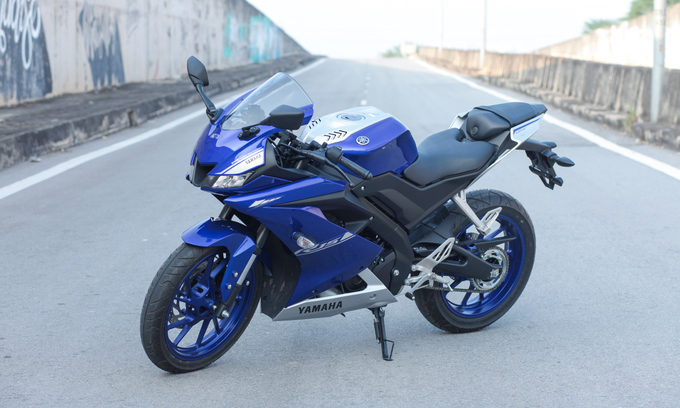 Yamaha R15 - sportbike cho người Việt mới chơi môtô