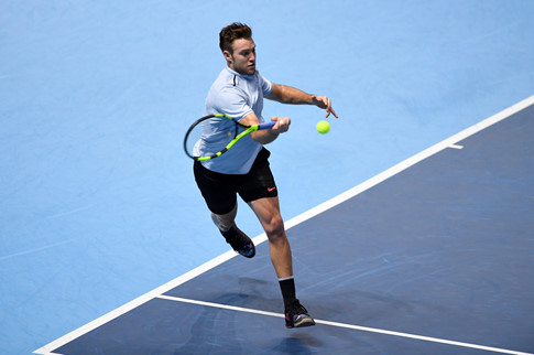 Đánh bại Zverev, Federer lần thứ 14 vào bán kết ATP Finals