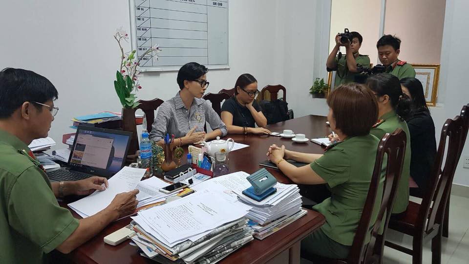 Ngô Thanh Vân quyết không nhân nhượng, mời công an vào cuộc xử lý hành vi livestream lậu phim Cô Ba Sài Gòn Ngô Thanh Vân quyết không nhân nhượng, mời công an vào cuộc xử lý hành vi livestream lậu phim Cô Ba Sài Gòn