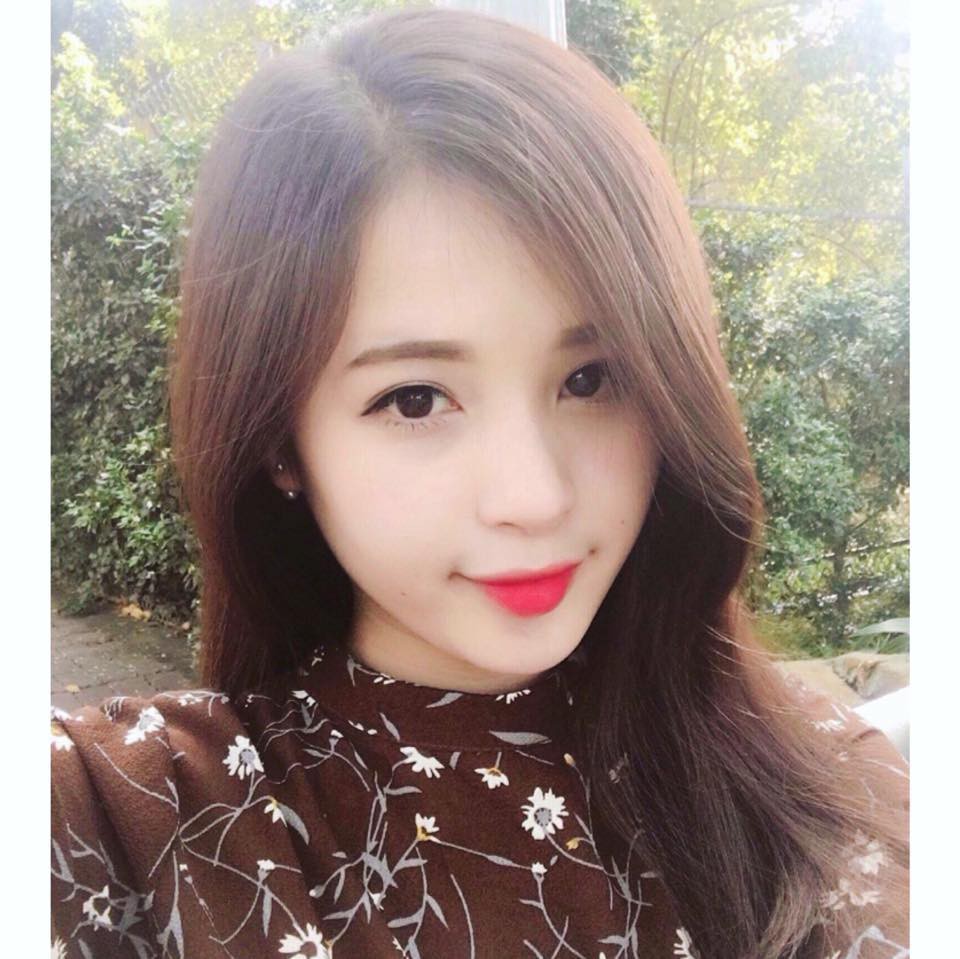 Cộng đồng mạng săn lùng cô cổ động viên xinh đẹp trong trận bóng Việt Nam - Afghanistan Cộng đồng mạng săn lùng cô cổ động viên xinh đẹp trong trận bóng Việt Nam - Afghanistan