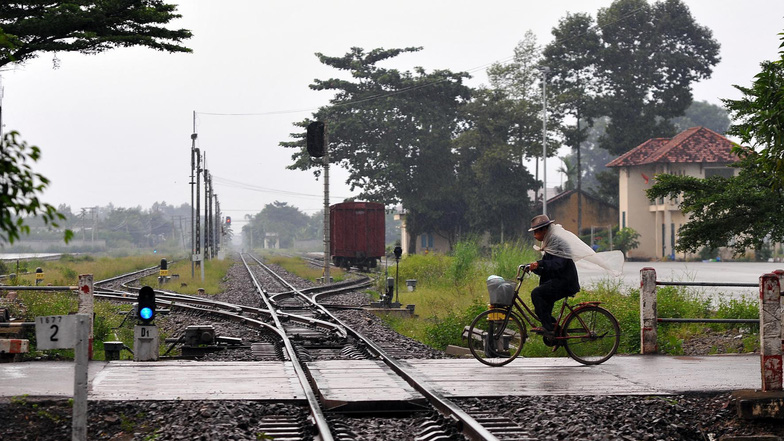 Hệ thống tín hiệu tự động ngàn tỉ khiến tàu lửa suýt tông nhau